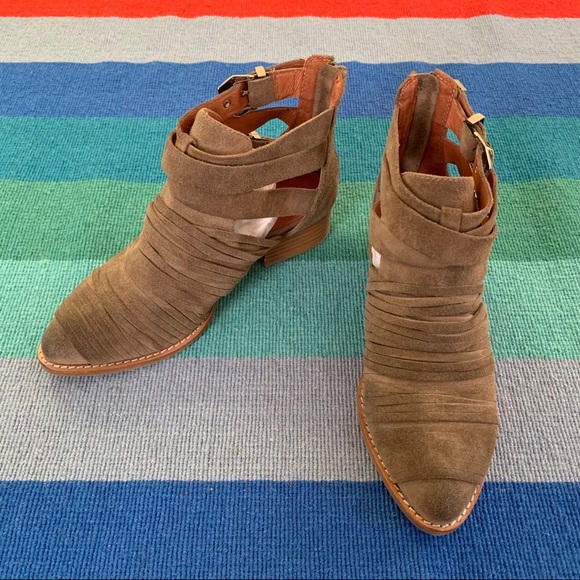 Jeffrey Campbell taupe suede nuestra booties - Picture 7 of 8